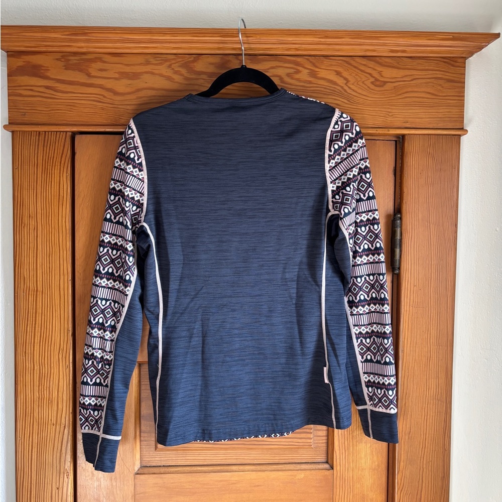 Kari Traa Printed Polyester Base Layer Size Medium - image 3